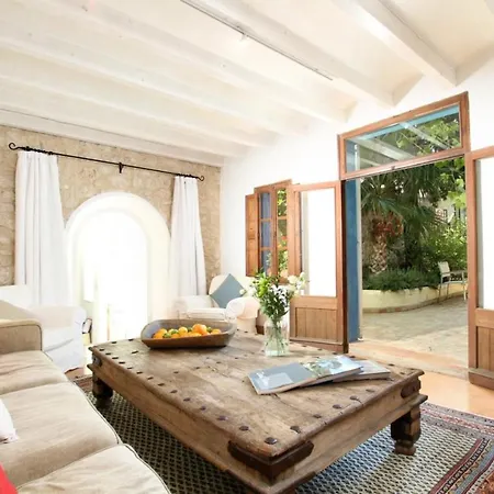 La Horta Townhouse *